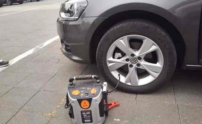 宁陕汽车搭电案例